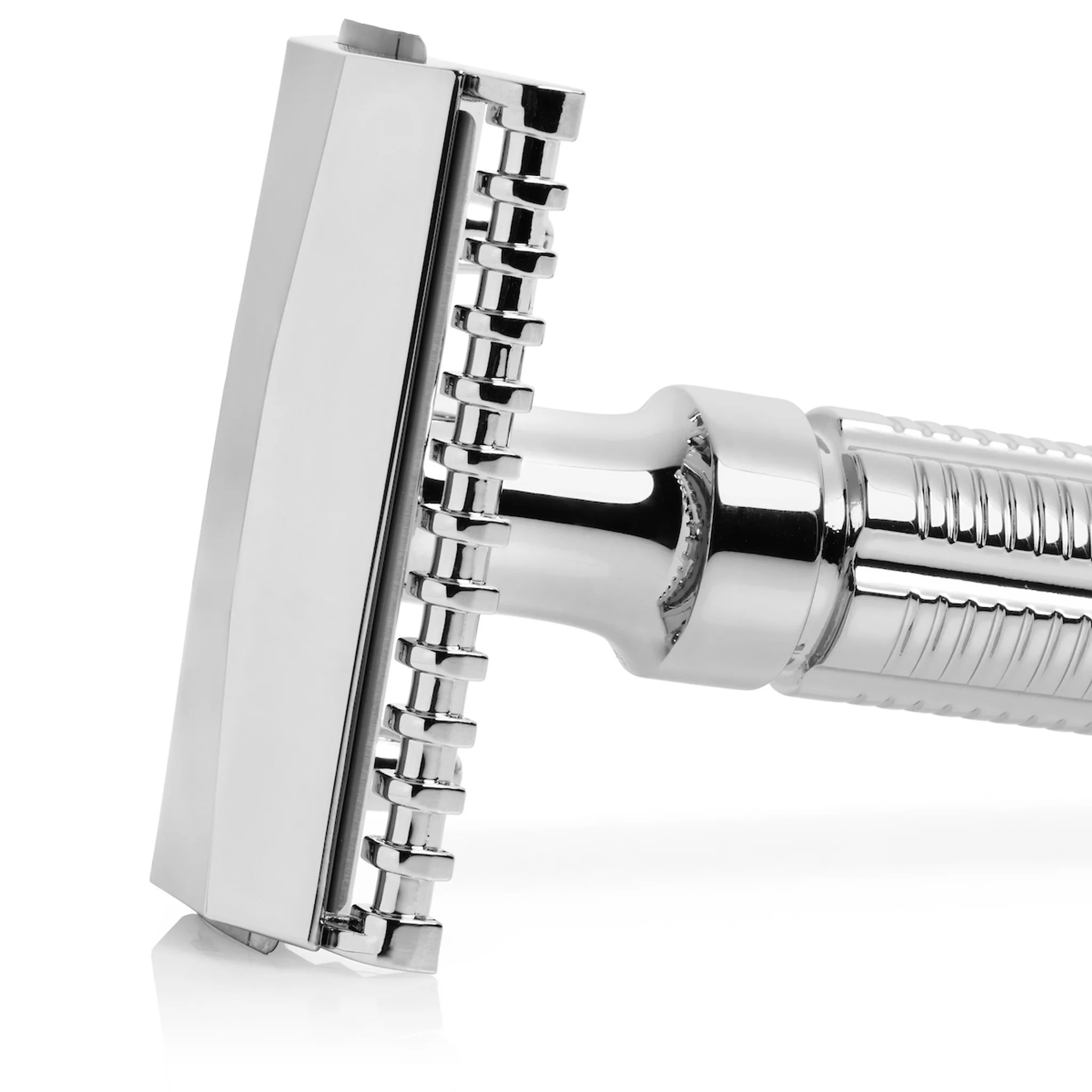 Fine Accoutrements DE5 Safety Razor - Image 3