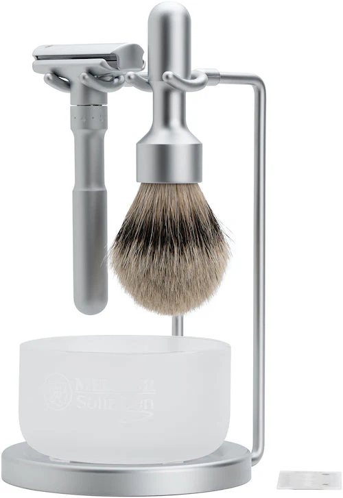 Merkur 4750 – Stand for Future Razor and Brush, Satin Chrome Finish - Image 2